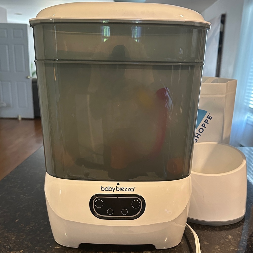 White Bottle Sterilizer